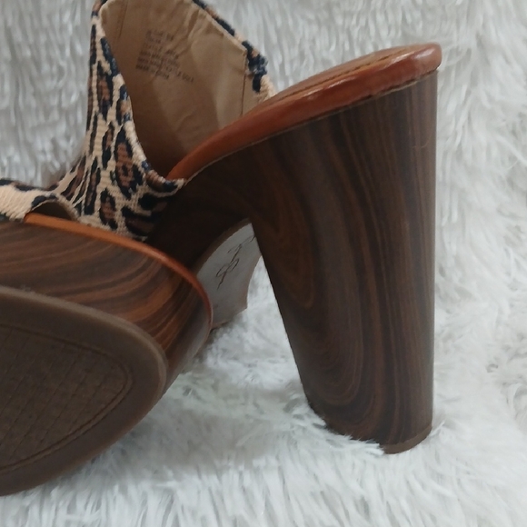 Jessica Simpson Animal Print Platform Mules - Picture 4 of 6